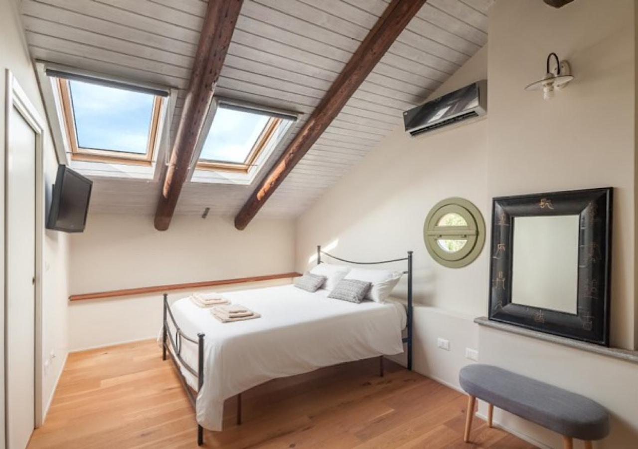 Charming Loft Golf Club Barolo Apartment Novello Exterior photo